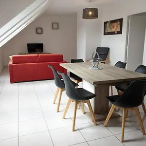 Apartment T2 Lumineux A Perros-guirec, Plein Centre-ville, Perros-Guirec